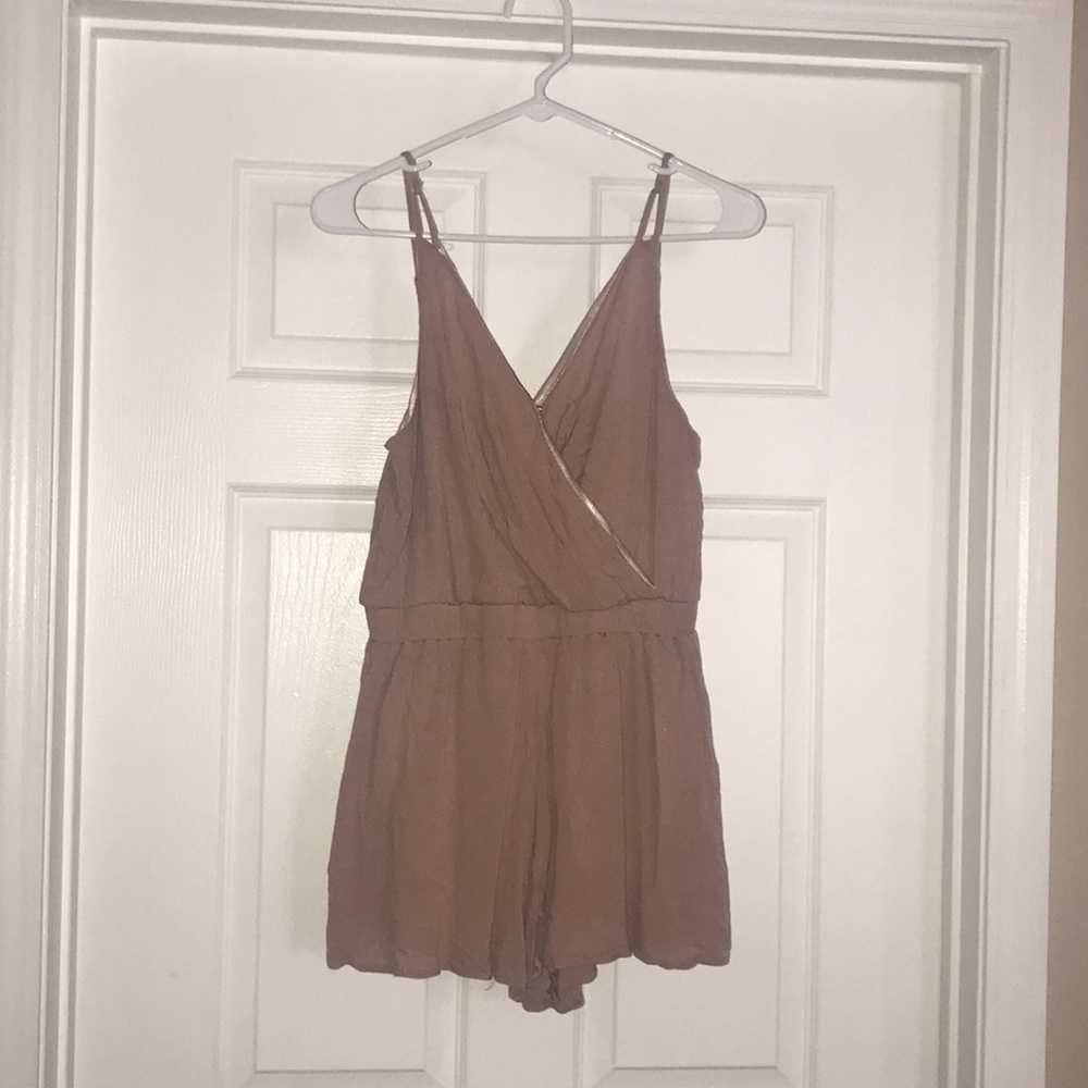 Taupe-pink romper